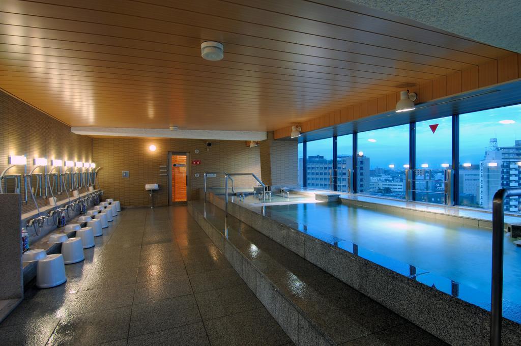 Toyama Manten Hotel Екстер'єр фото