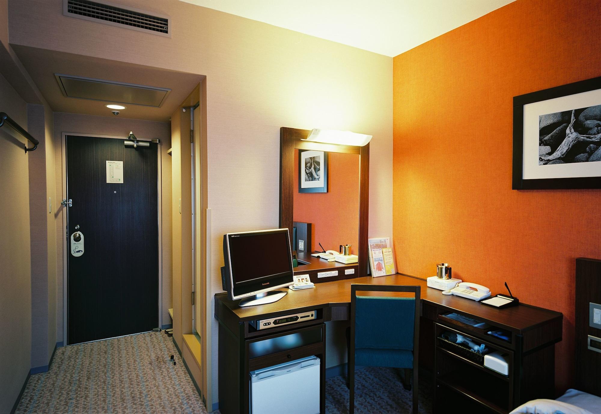 Toyama Manten Hotel Екстер'єр фото