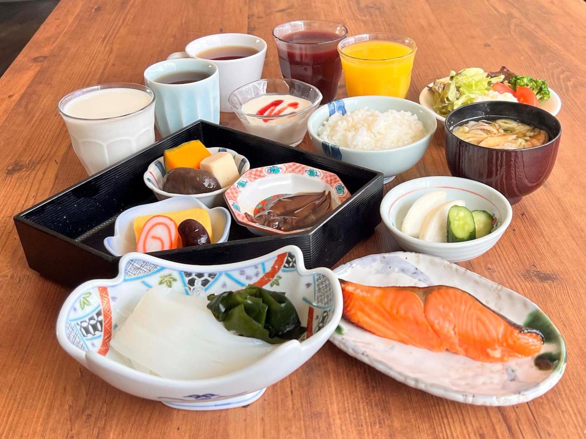 Toyama Manten Hotel Екстер'єр фото