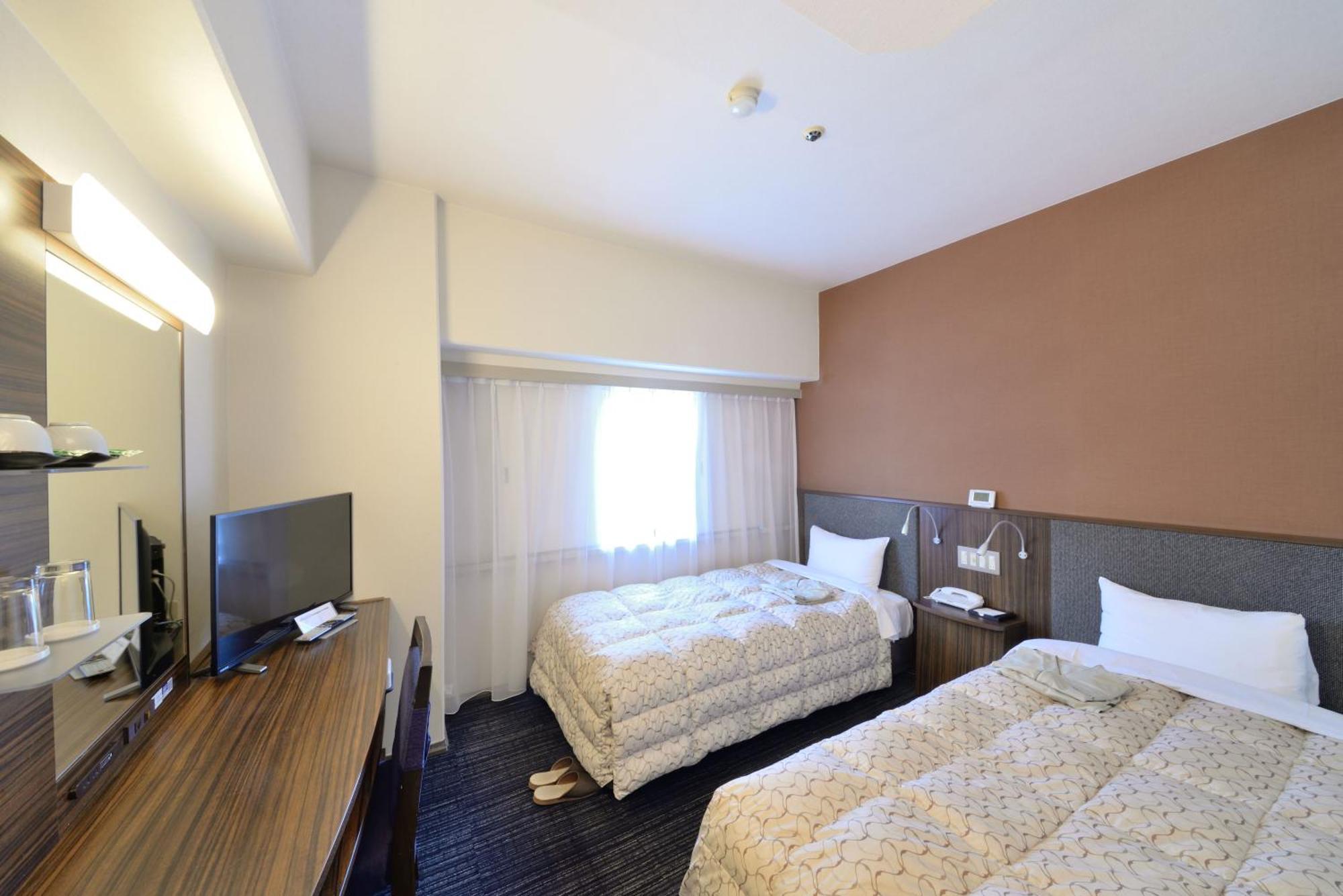 Toyama Manten Hotel Екстер'єр фото
