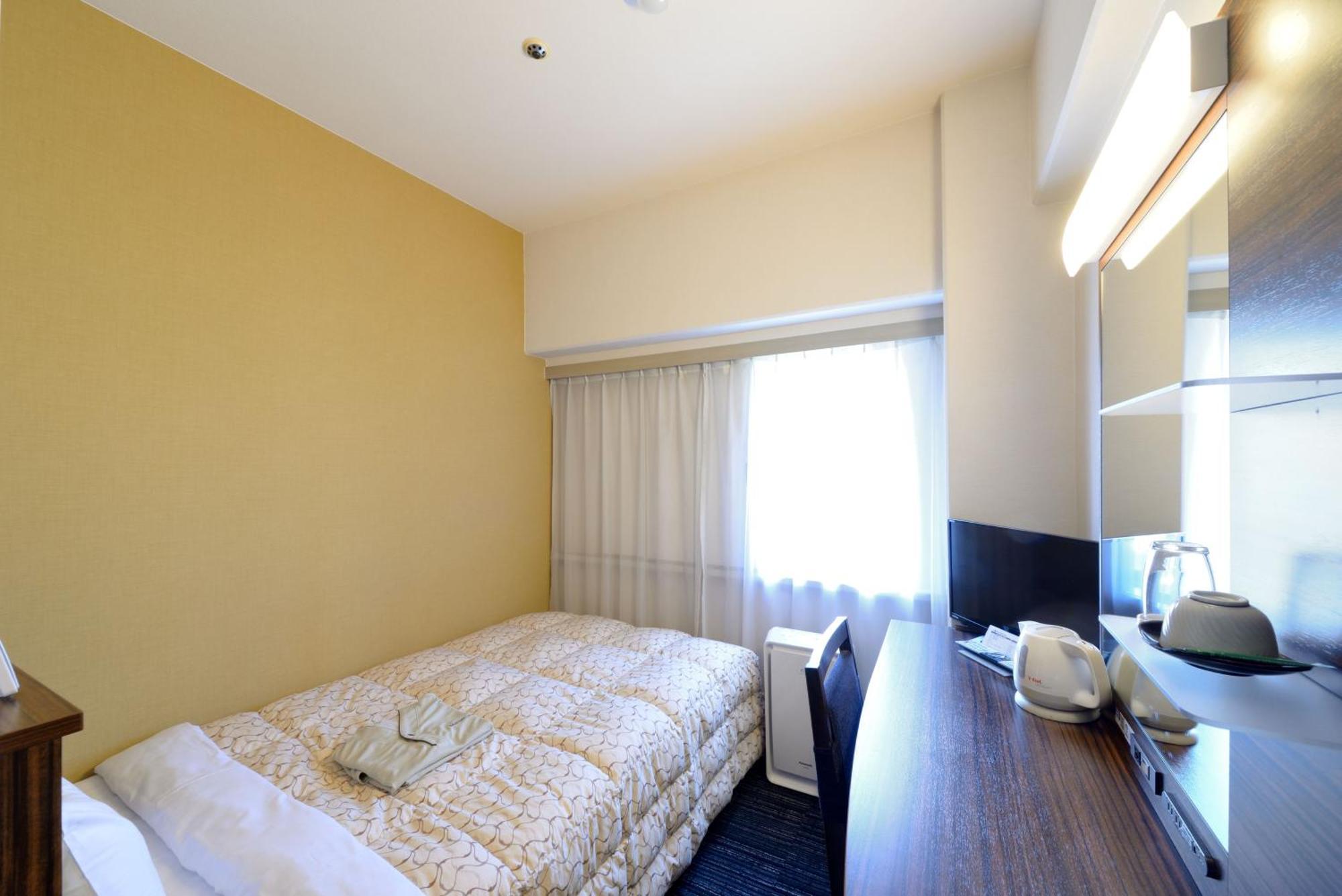 Toyama Manten Hotel Екстер'єр фото